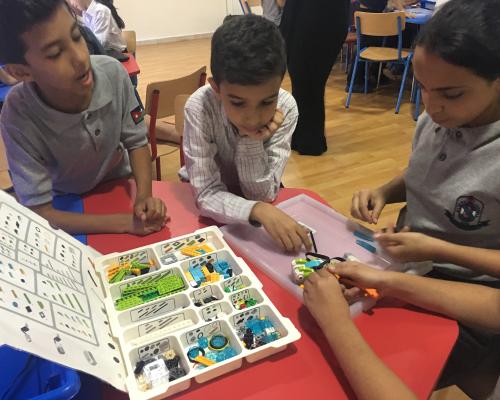 Robotics Class, Grade (4-A, 5-A)