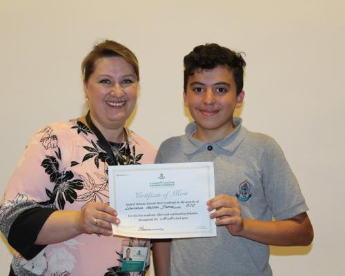 Distinguished Students Grades 1-12 / International Section